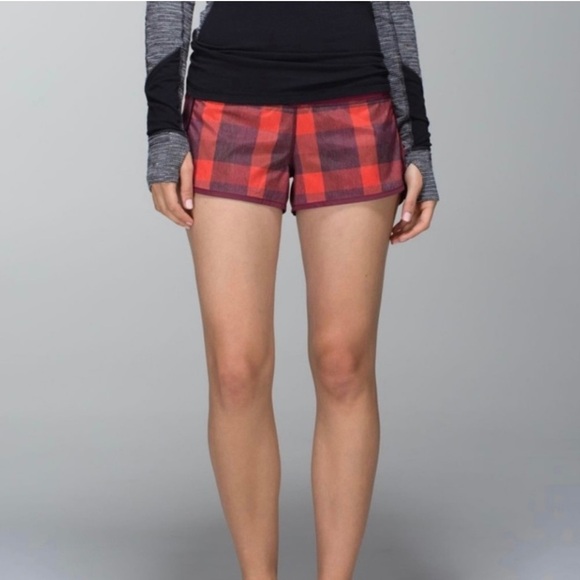 Lululemon Run: Speed Short *2-way Stretch - Picture 3 of 7